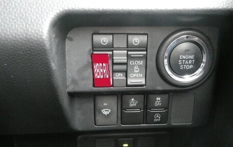 Toyota Roomy I, 2022 год, 829 099 рублей, 15 фотография
