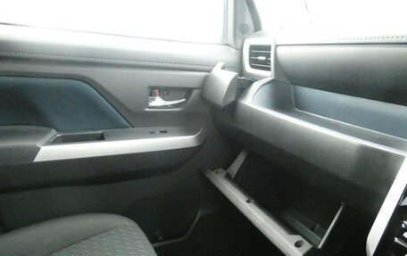 Toyota Roomy I, 2022 год, 829 099 рублей, 19 фотография