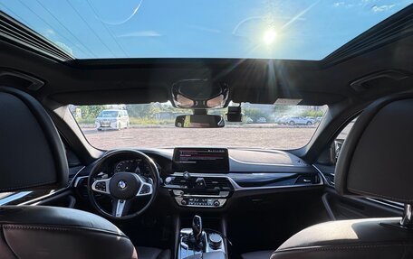 BMW 5 серия, 2021 год, 5 950 000 рублей, 15 фотография