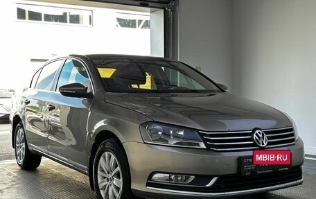 Volkswagen Passat B7, 2012 год, 850 000 рублей, 3 фотография