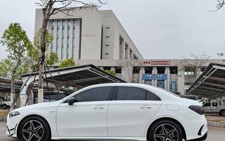 Mercedes-Benz A-Класс, 2022 год, 1 688 000 рублей, 6 фотография