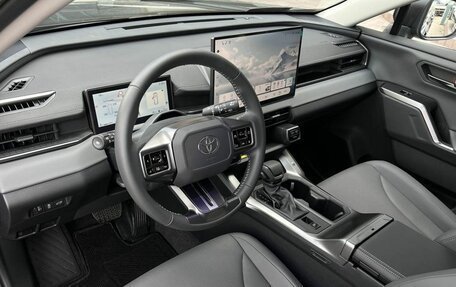 Toyota RAV4, 2026 год, 4 090 000 рублей, 5 фотография