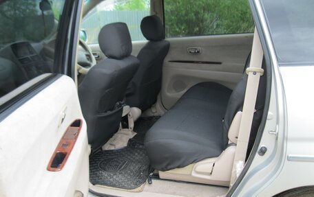 Toyota Gaia, 2001 год, 710 000 рублей, 9 фотография