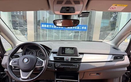 BMW 2 серия Grand Tourer F46 рестайлинг, 2018 год, 1 388 000 рублей, 8 фотография