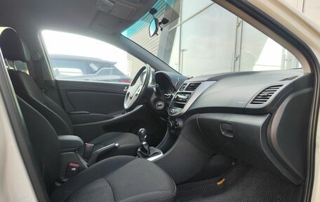 Hyundai Solaris II рестайлинг, 2014 год, 720 000 рублей, 13 фотография