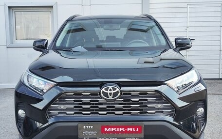 Toyota RAV4, 2020 год, 3 199 000 рублей, 2 фотография