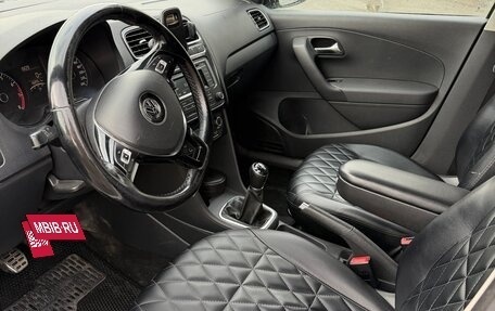 Volkswagen Polo VI (EU Market), 2016 год, 910 000 рублей, 8 фотография