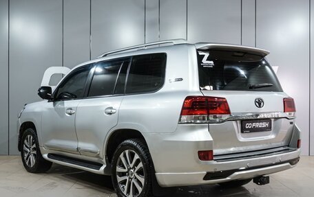 Toyota Land Cruiser 200, 2011 год, 3 819 000 рублей, 2 фотография