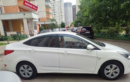 Hyundai Solaris II рестайлинг, 2016 год, 970 000 рублей, 3 фотография