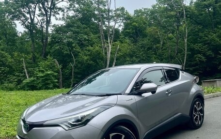 Toyota C-HR I рестайлинг, 2018 год, 2 100 000 рублей, 10 фотография
