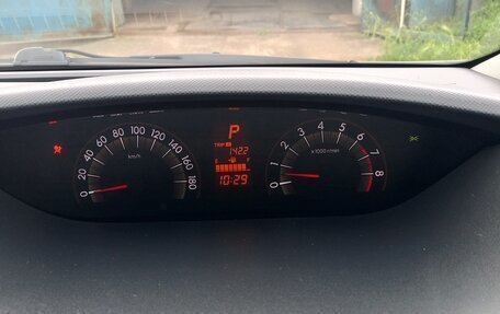 Toyota Ractis I, 2005 год, 650 000 рублей, 16 фотография