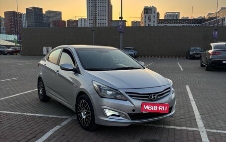 Hyundai Solaris II рестайлинг, 2015 год, 670 000 рублей, 1 фотография