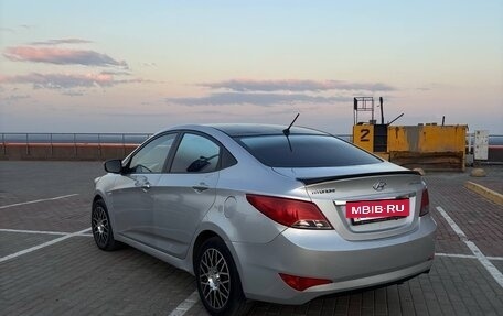 Hyundai Solaris II рестайлинг, 2015 год, 670 000 рублей, 4 фотография