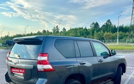Toyota Land Cruiser Prado 150 рестайлинг 2, 2016 год, 4 250 000 рублей, 2 фотография