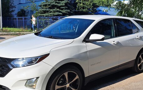 Chevrolet Equinox III, 2020 год, 2 264 000 рублей, 2 фотография
