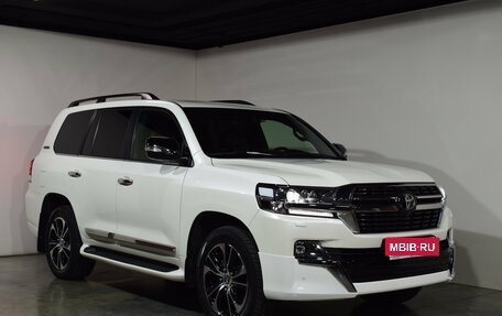 Toyota Land Cruiser 200, 2020 год, 9 887 000 рублей, 10 фотография