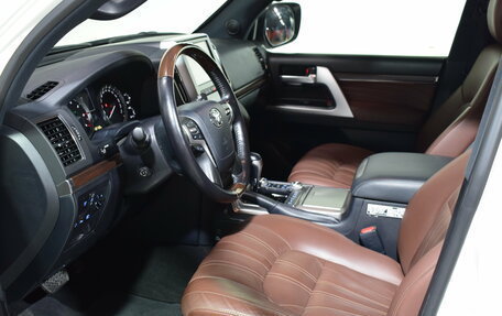 Toyota Land Cruiser 200, 2020 год, 9 887 000 рублей, 20 фотография