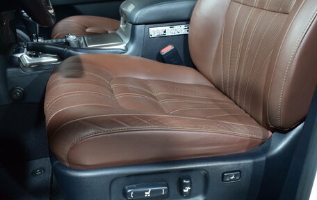 Toyota Land Cruiser 200, 2020 год, 9 887 000 рублей, 30 фотография