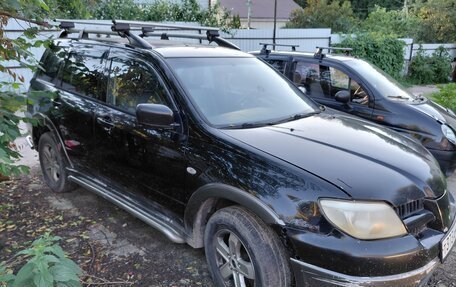 Mitsubishi Outlander III рестайлинг 3, 2005 год, 299 999 рублей, 6 фотография
