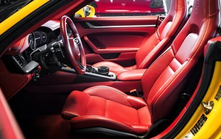 Porsche 911, 2021 год, 15 900 000 рублей, 14 фотография