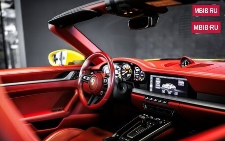 Porsche 911, 2021 год, 15 900 000 рублей, 21 фотография