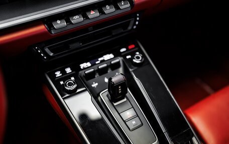 Porsche 911, 2021 год, 15 900 000 рублей, 35 фотография
