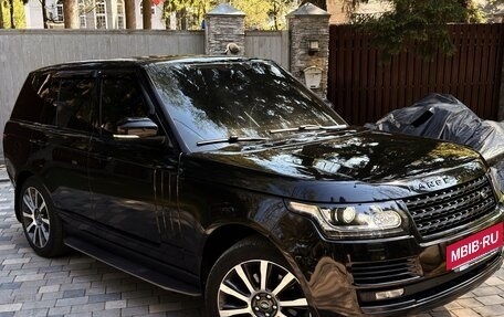 Land Rover Range Rover IV рестайлинг, 2013 год, 2 850 000 рублей, 4 фотография