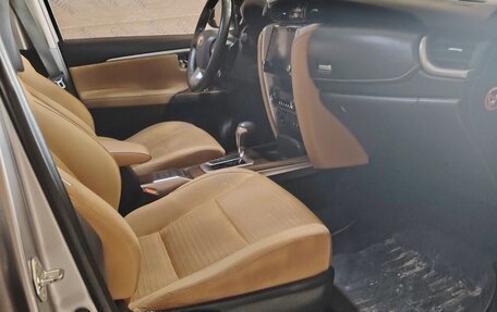 Toyota Fortuner II, 2022 год, 4 900 000 рублей, 10 фотография