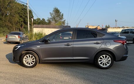 Hyundai Solaris II рестайлинг, 2021 год, 1 700 000 рублей, 6 фотография