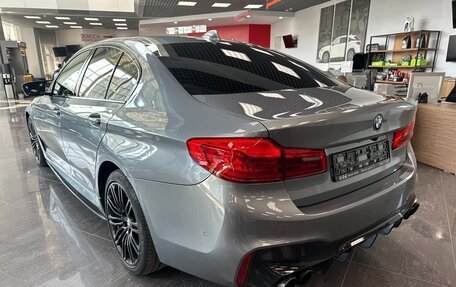 BMW 5 серия, 2020 год, 3 990 000 рублей, 3 фотография