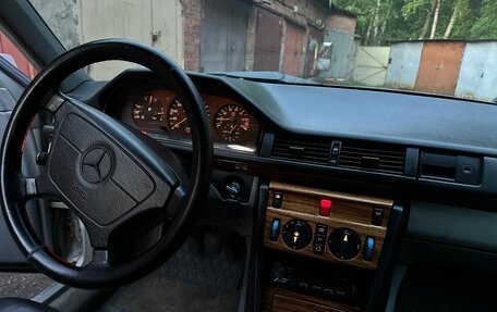 Mercedes-Benz W124, 1990 год, 280 000 рублей, 8 фотография