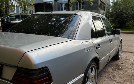 Mercedes-Benz W124, 1990 год, 280 000 рублей, 2 фотография