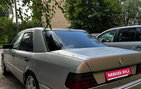 Mercedes-Benz W124, 1990 год, 280 000 рублей, 1 фотография