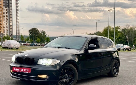 BMW 1 серия, 2011 год, 800 000 рублей, 3 фотография
