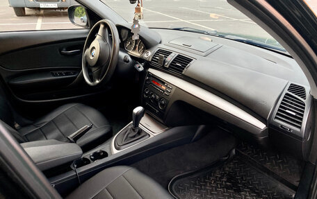 BMW 1 серия, 2011 год, 800 000 рублей, 11 фотография
