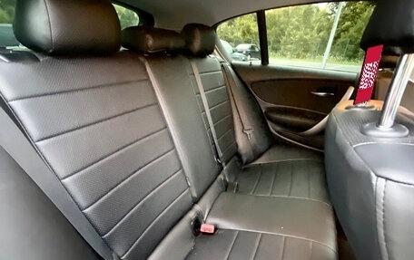 BMW 1 серия, 2011 год, 800 000 рублей, 10 фотография