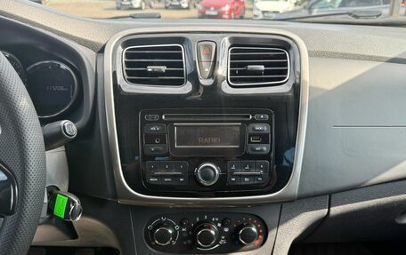 Renault Logan II, 2015 год, 649 000 рублей, 19 фотография