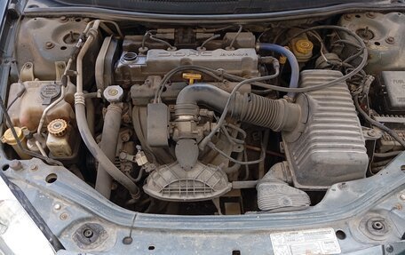 Dodge Stratus II, 2003 год, 359 000 рублей, 31 фотография
