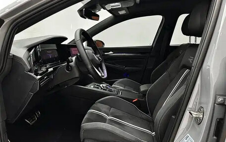 Volkswagen Golf VIII, 2022 год, 2 000 000 рублей, 11 фотография