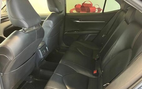 Toyota Camry, 2019 год, 2 500 000 рублей, 9 фотография