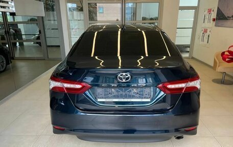 Toyota Camry, 2019 год, 2 500 000 рублей, 5 фотография