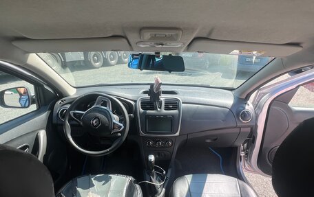 Renault Logan II, 2022 год, 950 000 рублей, 7 фотография