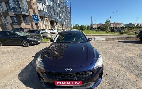 KIA Stinger I, 2018 год, 1 700 000 рублей, 2 фотография