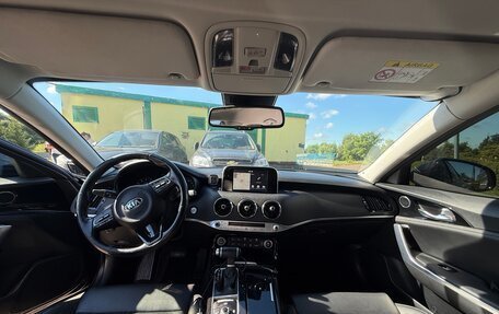 KIA Stinger I, 2018 год, 1 700 000 рублей, 7 фотография