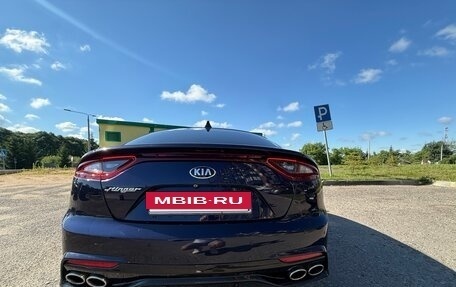 KIA Stinger I, 2018 год, 1 700 000 рублей, 3 фотография
