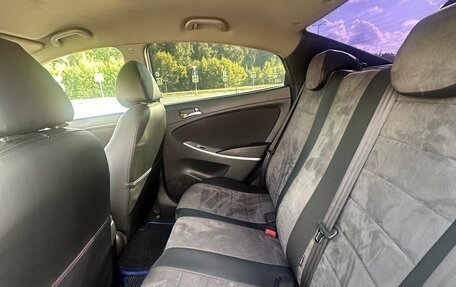 Hyundai Solaris II рестайлинг, 2011 год, 550 000 рублей, 11 фотография