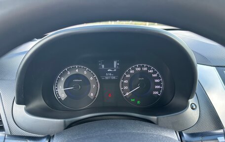 Hyundai Solaris II рестайлинг, 2011 год, 550 000 рублей, 14 фотография