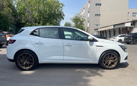 Renault Megane IV, 2018 год, 1 470 000 рублей, 2 фотография