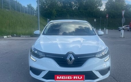 Renault Megane IV, 2018 год, 1 470 000 рублей, 5 фотография