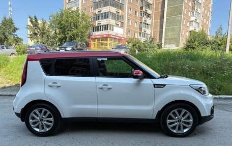 KIA Soul II рестайлинг, 2018 год, 1 720 000 рублей, 11 фотография